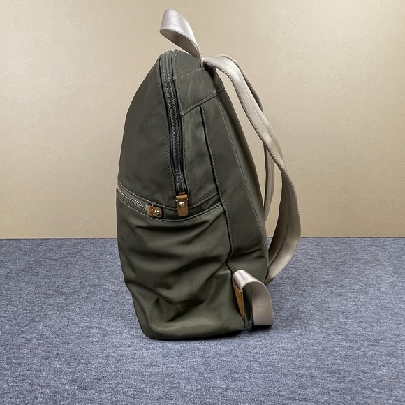 Michael Kors Polly Medium Slim Nylon Backpack Olive Green EUC main image 12